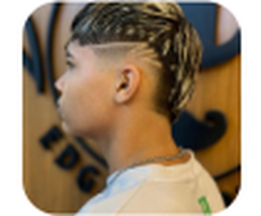 Corte Burst Fade com moicano